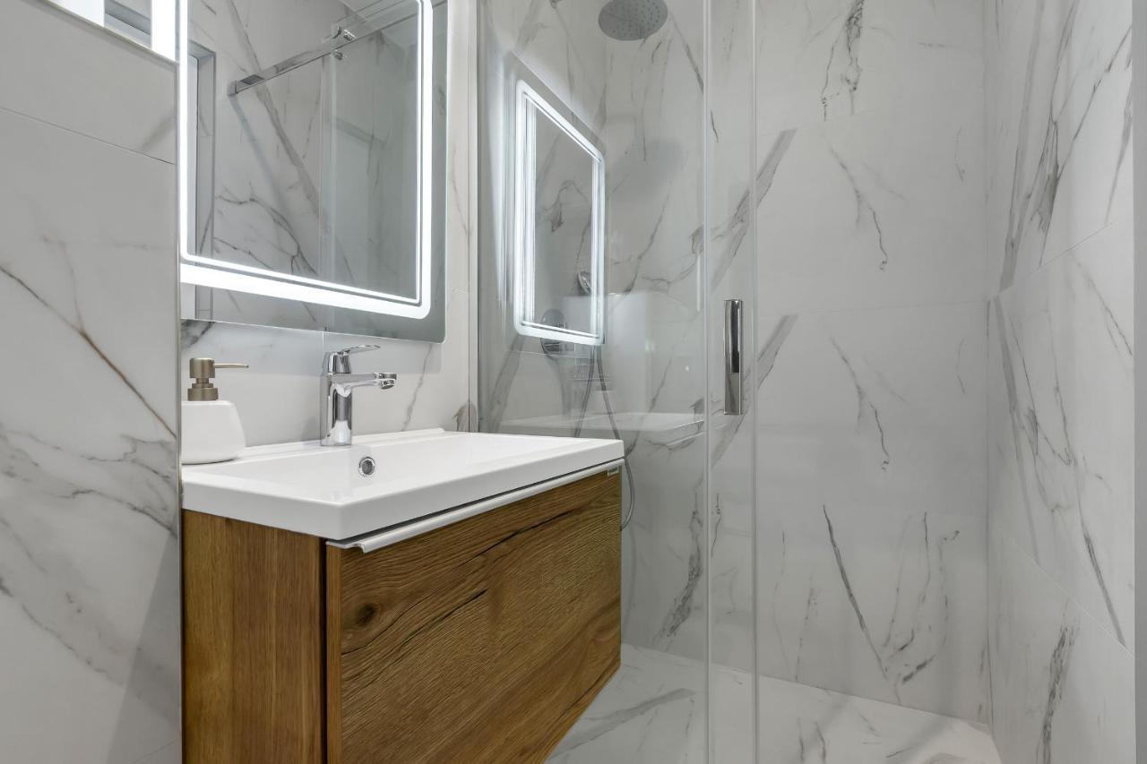 5-6 Luxury Apartments L&L Tucepi - 100M From The Beach - Makarska Exklusiv エクステリア 写真